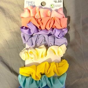 Hair accessories